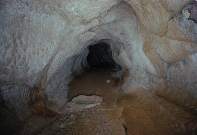 The cave series, looking in, 1998, single print