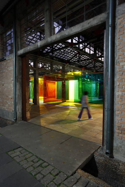 Seu corpo da obra (Your body of work), 2011 - SESC Belenzinho, São Paulo, Brazil – 2011 - Photo: Olafur Eliasson