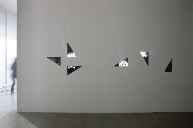 When love is not enough wall, 2007 - 21st Century Museum of Contemporary Art, Kanazawa, Japan – 2009 - Photo: Studio Olafur Eliasson
