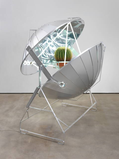 Forever lamp, 2011 - Photo: Jens Ziehe