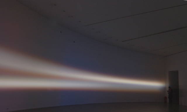 Horizon instabile (or Swinging horizon), 2002 - Musée d’Art Moderne de la Ville de Paris – 2002 - Photo: Olafur Eliasson
