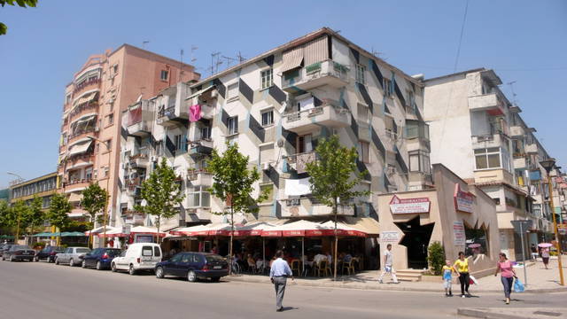Tirana house-painting project, 2003 - 2nd Tirana Biennial, Albania – 2003 - Photo: Anri Sala
