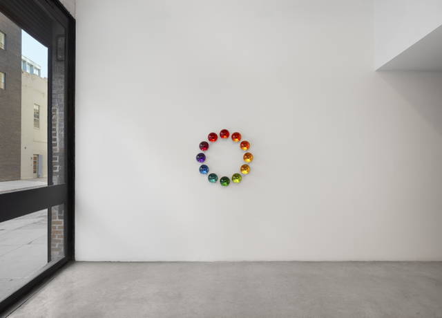 Small chromosphere assembly, 2021 - Tanya Bonakdar Gallery, New York – 2021 - Photo: Tom Powel Imaging