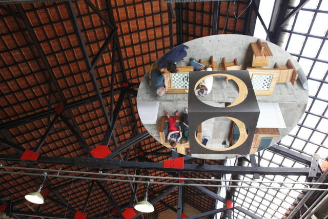 Hemisferio compartilhado 1 (Shared hemisphere 1) - SESC Belenzinho, São Paulo, Brazil – 2011 - Photo: Olafur Eliasson