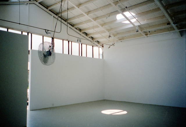 Installation view of Olafur Eliasson: Your sun machine, 1997 - Marc Foxx Gallery, Los Angeles – 1997 - Photo: Olafur Eliasson