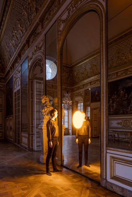 Deep mirror (yellow), 2016 - Palace of Versailles, France – 2016 - Photo: Anders Sune Berg