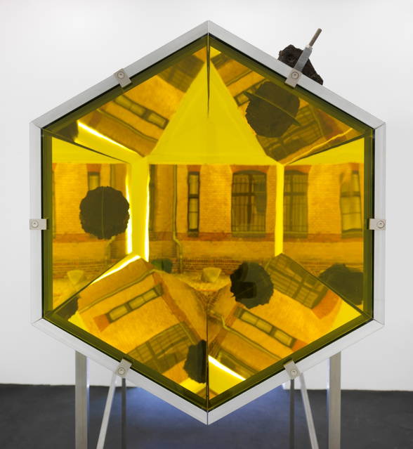 Lava kaleidoscope, 2012 - neugerriemschneider, Berlin – 2012 - Photo: Jens Ziehe