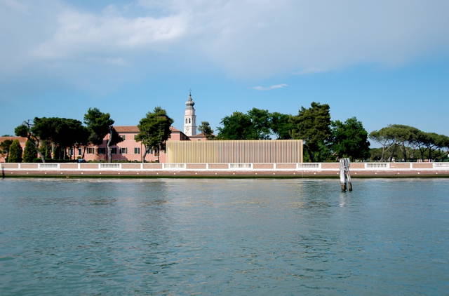 Your black horizon, 2005 - TBA21, 51st Biennale di Venezia – 2005 - Photo: Cameraphoto Arte, Venezia / TBA21