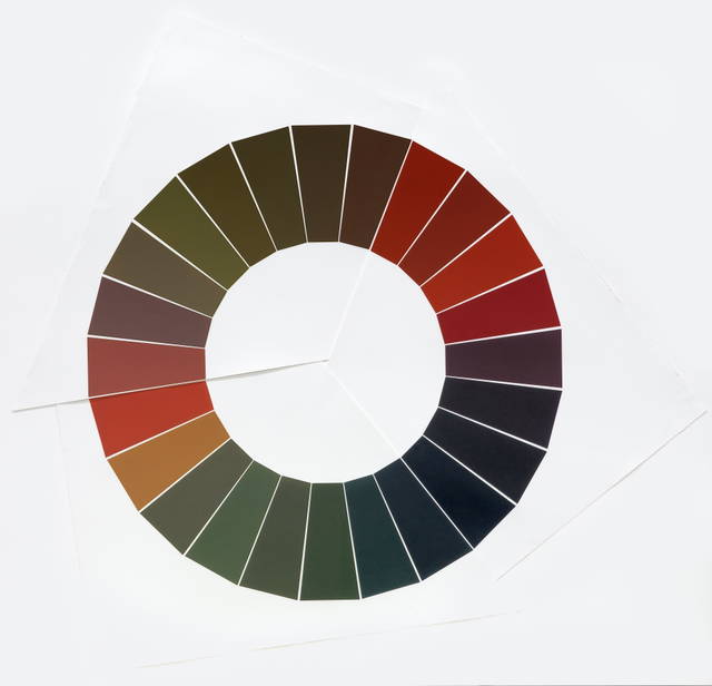 The double constant colour circle