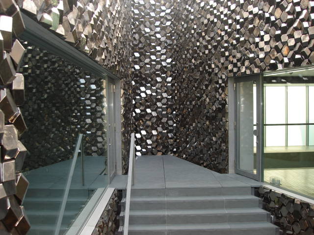 Tile for Yu-un
