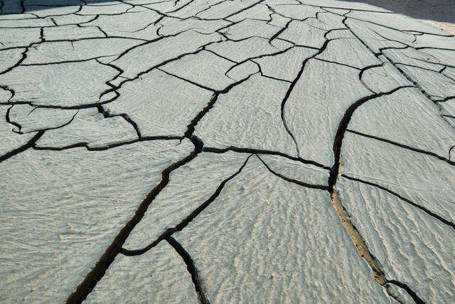Your glacial-dust garden, 2023 (Detail) - Al Thakhira, Qatar – 2023 - Photo: Anders Sune Berg