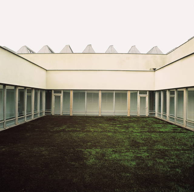 Succession, 1998 - The Contemporary Art Centre, Vilnius, Lithuania – 1999 - Photo: Olafur Eliasson