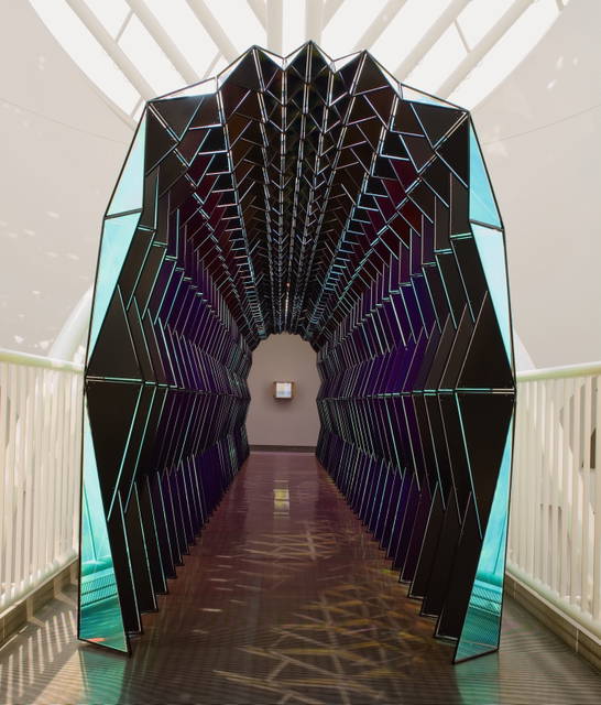 One-way colour tunnel, 2007 - San Francisco Museum of Modern Art – 2007 - Photo: Ian Reeves / Courtesy of San Francisco Museum of Modern Art