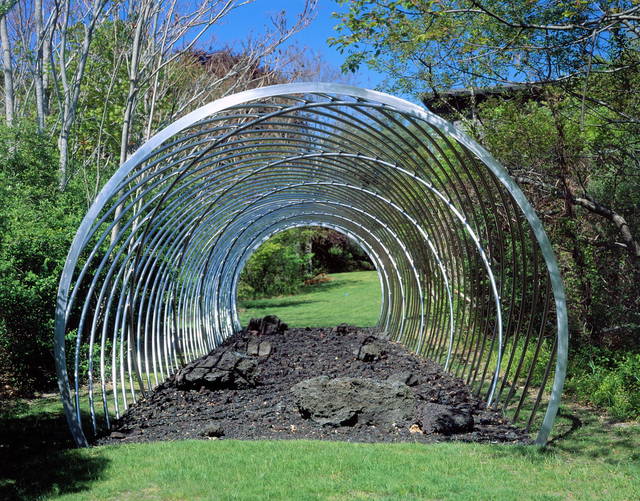 Spiral tunnel, 2001 - Private collection, Long Island, New York – 2001