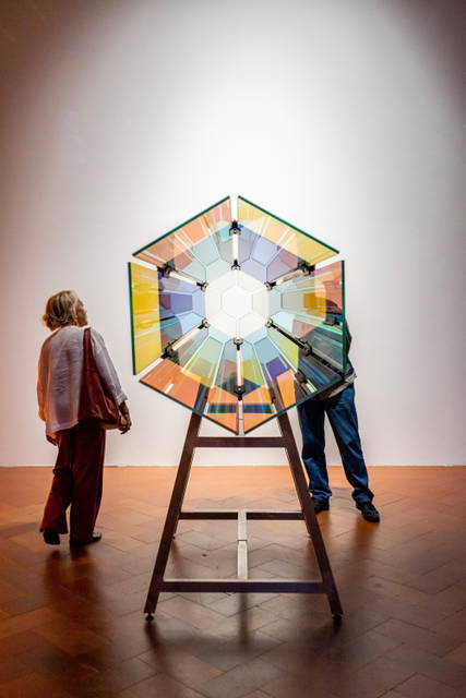 Colour spectrum kaleidoscope - Fondazione Palazzo Strozzi, Florence – 2022 - Photo: Ela Bialkowska, OKNO Studio. Courtesy Fondazione Palazzo Strozzi, Florence