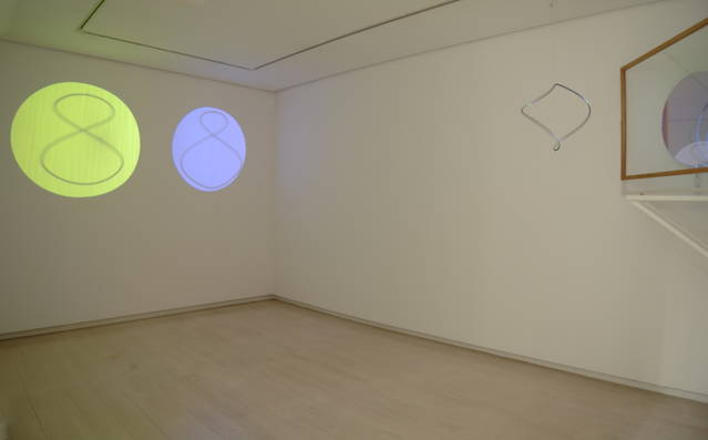 A slightly desynchronised but otherwise perfect couple, 2014 - Galería Elvira González, Madrid – 2014 - Photo: Cuauhtli Gutiérrez