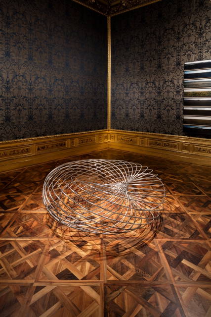 Endless doughnut, 2001 - The Winter Palace of Prince Eugene of Savoy, Vienna – 2015 - Photo: Anders Sune Berg