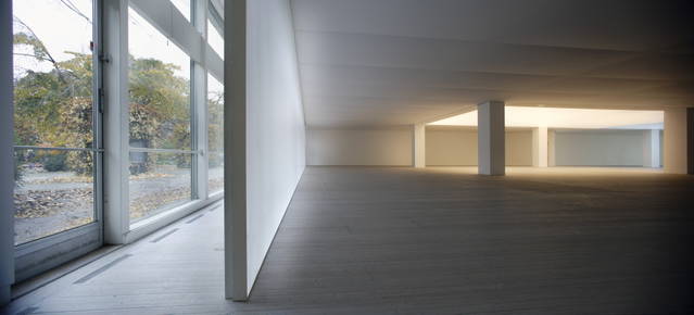 The light setup, 2005 - Malmö Konsthall, Sweden – 2005 - Photo: Jens Ziehe