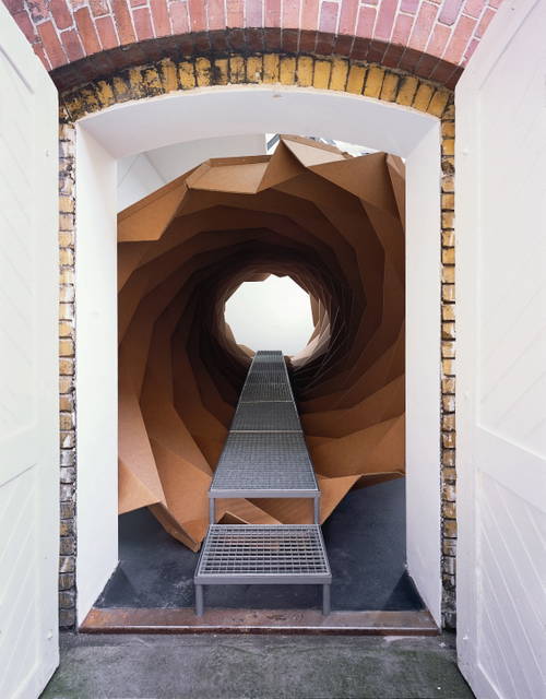 Die Dinge, die du nicht siehst, die du nicht siehst, 2001 - neugerriemschneider, Berlin – 2001 - Photo: Jens Ziehe