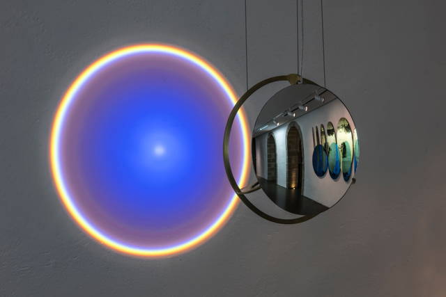 Wavelength lamp, 2018 - Espace Muraille, Geneva – 2018 - Photo: Luca Fascini