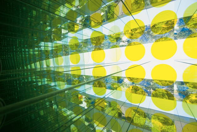 Sunset kaleidoscope, 2005 - Emi Fontana West of Rome, Jamie Residence, Pasadena, California – 2005 - Photo: Fredrik Nilsen