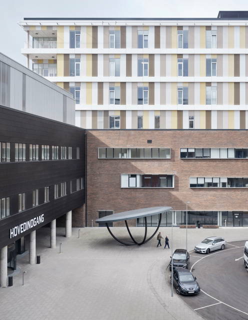 Det lyttende spejl, 2021 - Regionshospitalet Gødstrup, Herning, Denmark – 2022 - Photo: Anders Sune Berg