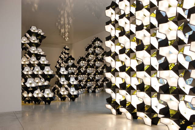 Starbrick, 2009 - 21st Century Museum of Contemporary Art, Kanazawa, Japan – 2009 - Photo: Keizo Kioku