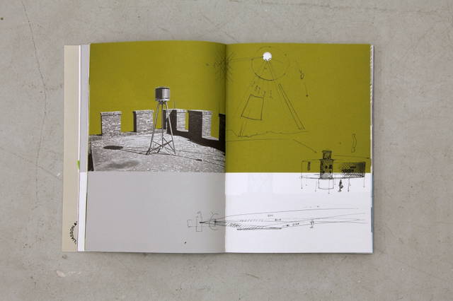 Spread from Chaque matin je me sens différent, chaque soir je me sens le même, edited by Angeline Scherf, Paris 2002