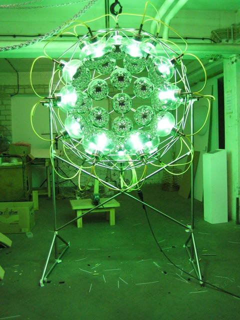 Global cooling lamp
