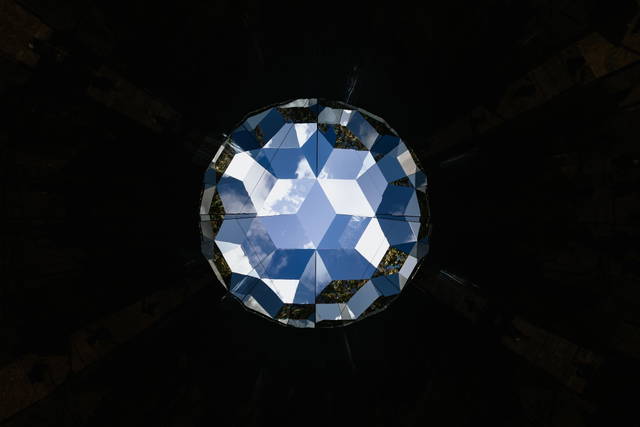 Votre vue amplifiée (Your amplified view), 2025 - Le Château de Caen, France – 2025 - Photo: C. Schuhmann