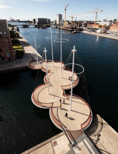 Cirkelbroen, 2015 - Christianshavn Canal, Copenhagen – 2015 - Photo: Anders Sune Berg