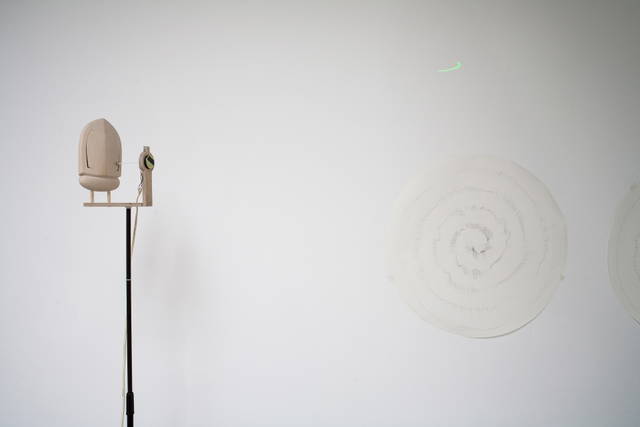 Spatial vibration: string-based instrument, study II, 2008 - Tanya Bonakdar Gallery, New York – 2008 - Photo: Christopher Burke