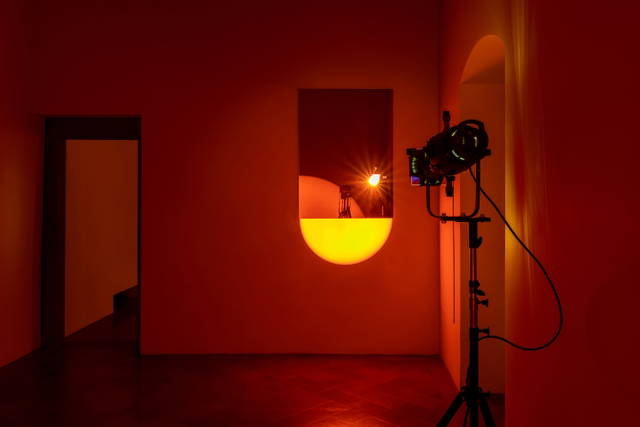 Red window semicircle, 2008 - Fondazione Palazzo Strozzi, Florence – 2022 - Photo: Ela Bialkowska, OKNO Studio. Courtesy Fondazione Palazzo Strozzi, Florence
