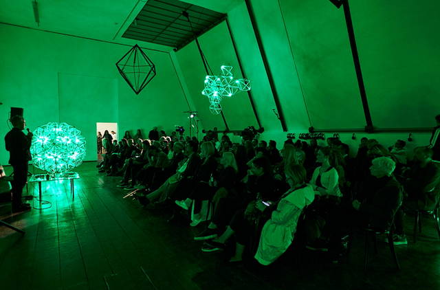Green light, 2016 – An artistic workshop – 15 acts of participation, Co-produced by Thyssen-Bornemisza Art Contemporary - TBA21-Augarten, Vienna – 2016 - Photo: Sandro E.E. Zanzinger