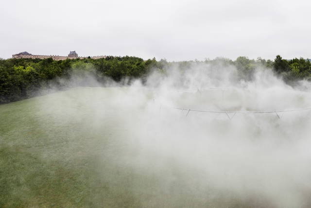 Fog assembly, 2016 - Palace of Versailles, France – 2016 - Photo: Anders Sune Berg