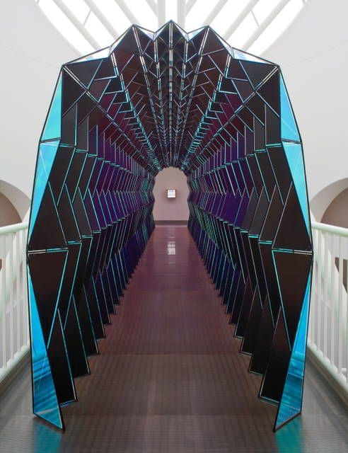 One-way colour tunnel - San Francisco Museum of Modern Art – 2007 - Photo: Ian Reeves / Courtesy of San Francisco Museum of Modern Art