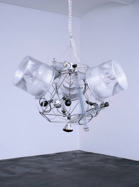 Solar flare lamp, 2005 - neugerriemschneider, Berlin – 2005 - Photo: Jens Ziehe