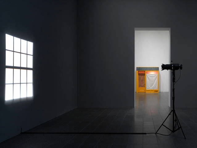 Window projection, 1990 - K20 Grabbeplatz, Kunstsammlung Nordrhein-Westfalen, Düsseldorf – 2012 - Photo: Achim Kukulies