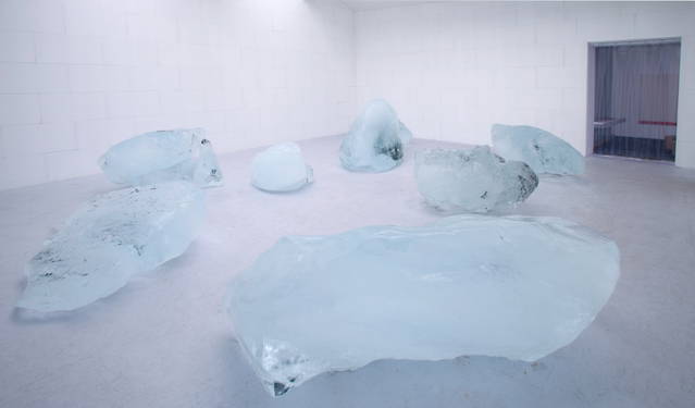 Installation view - neugerriemschneider, Berlin – 2006 - Photo: Jens Ziehe