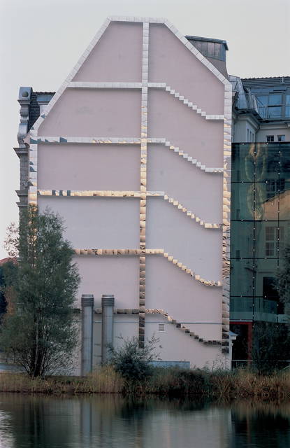Windspiegelwand, 2001 - Deutsche Gesellschaft für Internationale Zusammenarbeit (GIZ) GmbH, Bonn, Germany – 2001 - Photo: Jens Ziehe