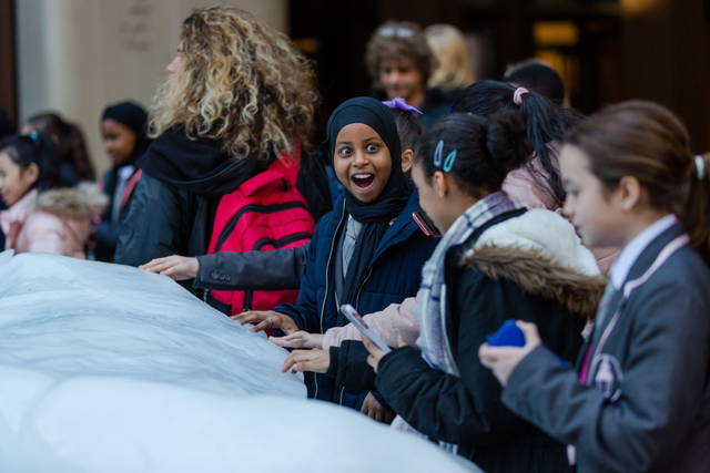 Ice Watch, 2014 - City of London, outside Bloomberg’s European headquarters – 2018 - Photo: Charlie Forgham-Bailey